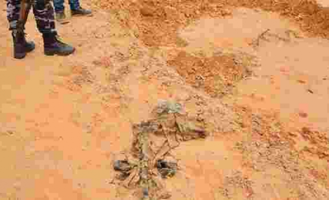 Libya'nın toplu mezar kenti Terhune'den 7 ceset daha çıkarıldı