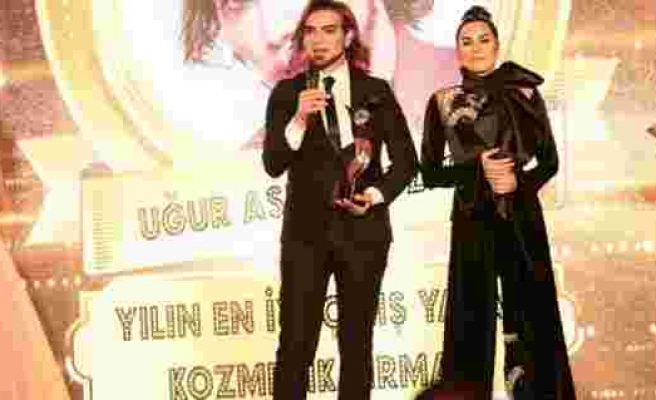 Makyaj Uzmanı Uğur Arslan’a Altın Zambak Ödülleri'nde 'Yılın En İyi Makyaj Sanatçısı' Ödülü