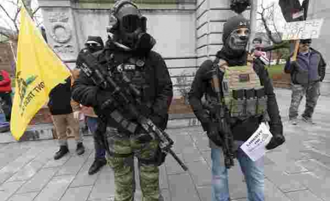 Maske ve Silahlarla Sokaktalar: ABD'de Karantina Karşıtlarının Protestoları Ülke Geneline Yayılıyor