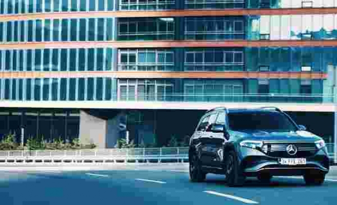 Mercedes-Benz, yeni elektrikli kompakt SUV modelini tanıttı