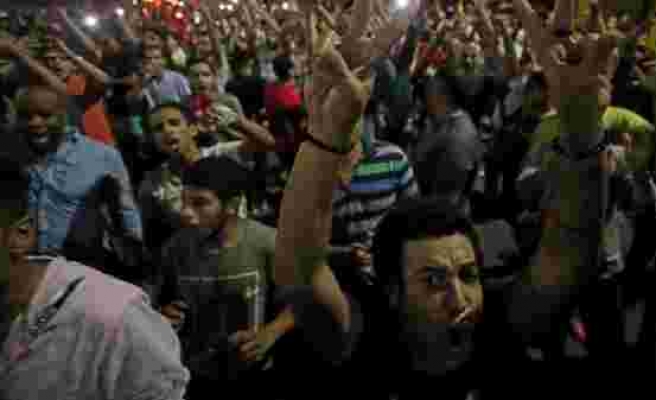 Mısır ayakta! Darbeci Sisi karşıtı protestolar sürüyor
