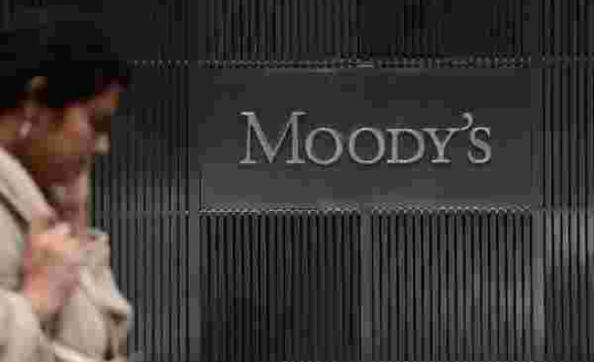 Moody's, Türkiye'nin Kredi Notunu Düşürdü: 'Döviz Rezervi Zayıf'