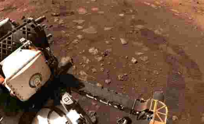 NASA'nın uzay aracı Perseverance, Mars'ta ilk test sürüşünü gerçekleştirdi