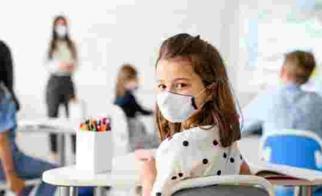 Okullarda maske takma ile ilgili karmaşa: Öğrenciler tedirgin ve stresli