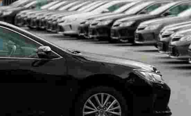 Otomobil Piyasası Birbirine Girdi; İkinci El Fiyatları Sıfır Araçlara Yaklaştı