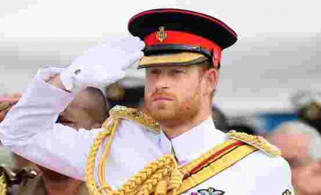 Prens Harry, askeri unvanlarını korumak istiyor