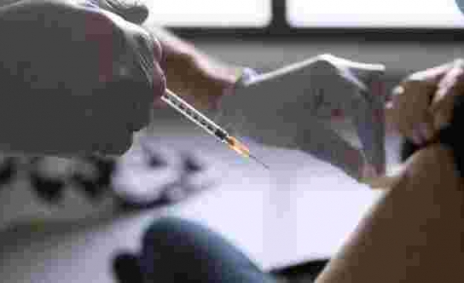 Prof. Dr. Çil: Kanser hastaları corona aşısı yaptırabilir