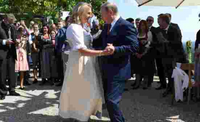 Putin ile dans eden eski bakanın hayatı değişti! Rusya'nın en büyük petrol firmasının yönetimine atandı