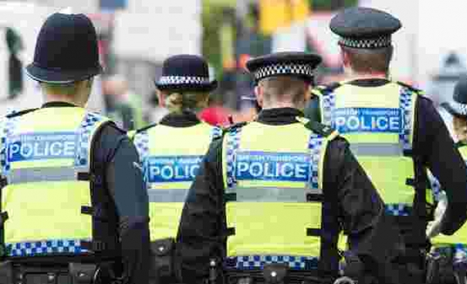 Rapor: Yasaları çiğneyen yüzlerce İngiliz polisi cezasız kalıyor