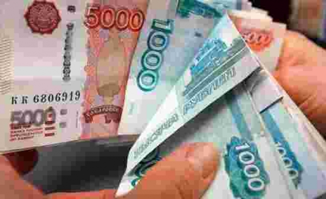 Rus rublesi, dolar karşısında son 4 yılın en yüksek seviyesinde - Haberler