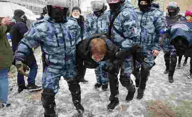 Rusya'da Navalni Destekçileri İkinci Kez Sokaklarda: Binden Fazla Gözaltı Var