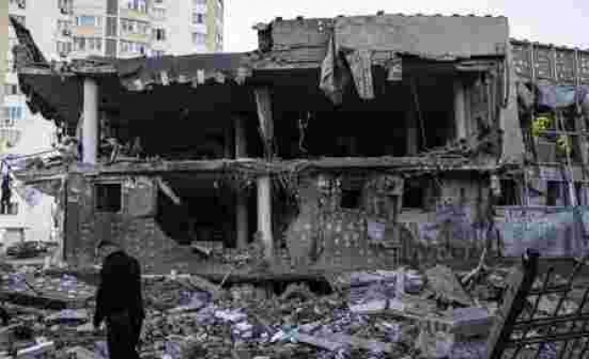 Rusya'nın Harkiv saldırılarında 5 kişi öldü