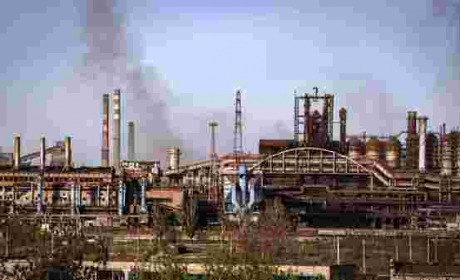 Rusya'nın Mariupol kentindeki Azovstal fabrikasına fosfor bombası ile saldırı düzenlediği iddia edildi - Haberler