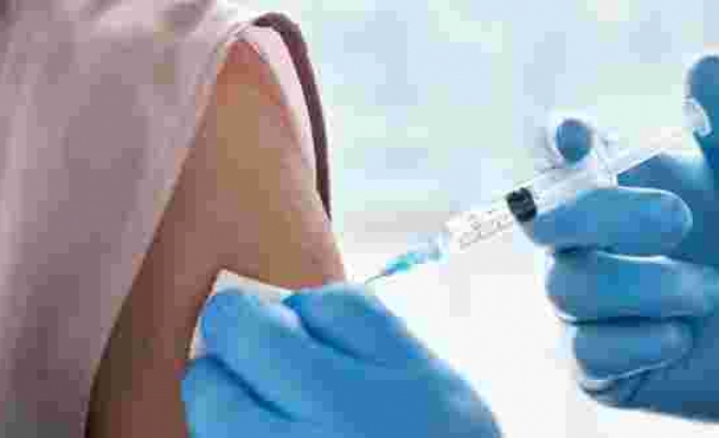 Sağlık Bakanlığı’ndan corona virüsü aşısıyla ilgili yeni karar! Uygulanmaya başlandı