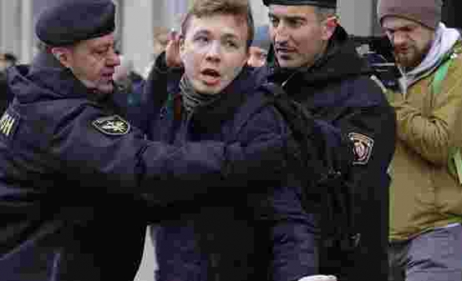 Sahte Bomba İhbarıyla Uçağı İndirttiler: Muhalif Gazeteci Belarus'ta Gözaltına Alındı