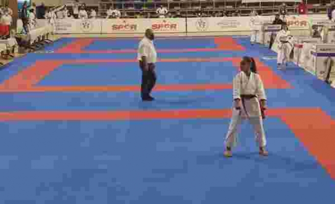 Şanlıurfa Türkiye Karate Şampiyonası'na ev sahipliği yapıyor
