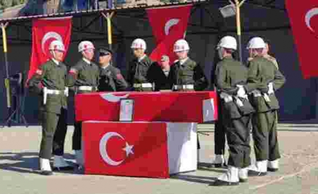 Şehit askerler için Şırnak'ta tören