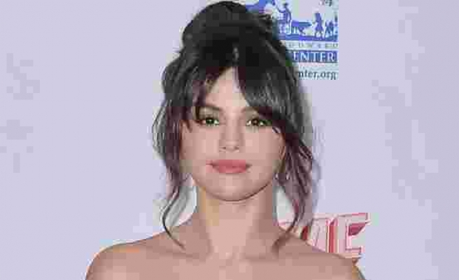 Selena Gomez'den Facebook'a olay suçlama
