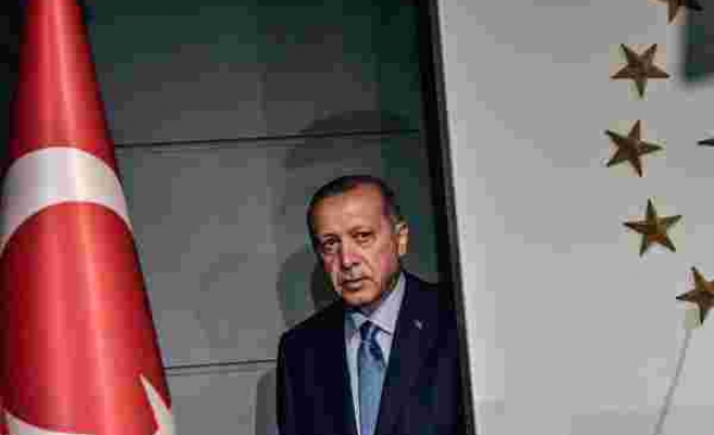 Selvi: 'Türkiye'de Psikolojik Savaş Yürütülüyor, Amaçları Erdoğan'ı Tasfiye Etmek'