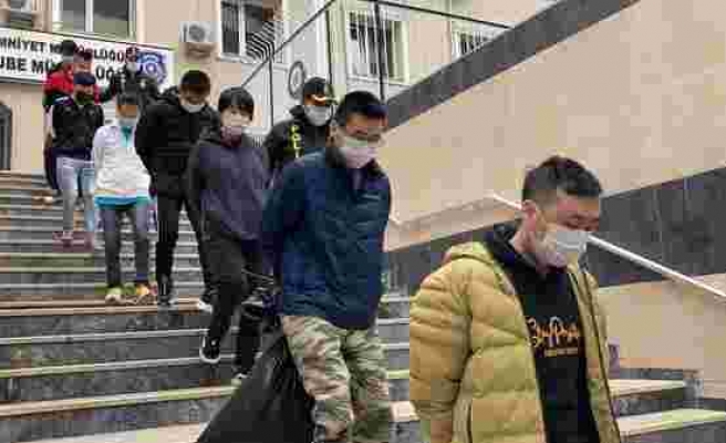 Silivri'de 9 Ayrı Villaya Operasyon: 119 Çinli Gözaltına Alındı