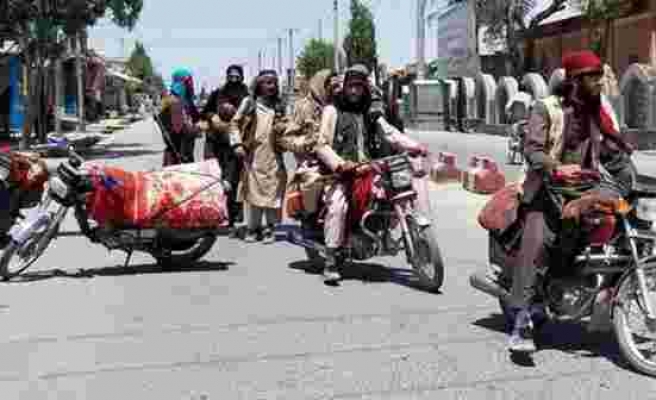 Son Dakika: Afganistan'da 26 şehir merkezini ele geçiren Taliban, başkent Kabil'e girdi