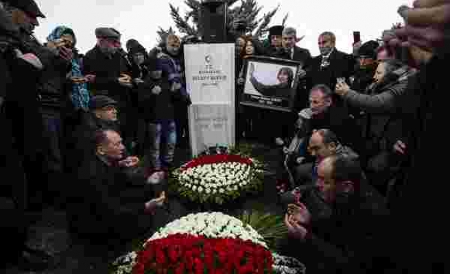Sonsuza Dek Birlikte: Rahşan Ecevit, Devlet Mezarlığı'nda Eşi Bülent Ecevit'in Yanına Defnedildi