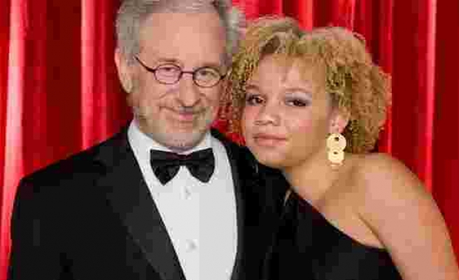 Steven Spielberg'ün kızı yetişkin film yıldızı oldu!