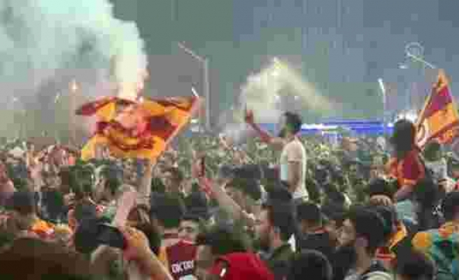 Taksim'de Galatasaray coşkusu