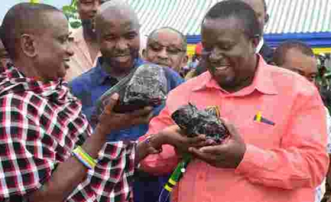 Tanzanyalı madenci yine taş buldu