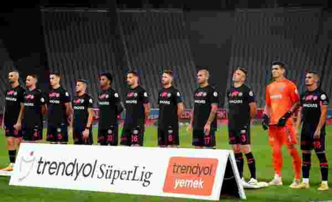 Trendyol Süper Lig: Fatih Karagümrük: 0 - Hatayspor: 0 (Maç devam ediyor)