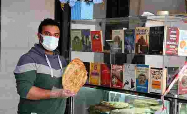 Tunceli'de Bir Fırıncıdan Askıda Kitap Uygulaması: 'Midemiz İçin Ekmeğe, Zihnimiz İçin Kitaba İhtiyacımız Var'