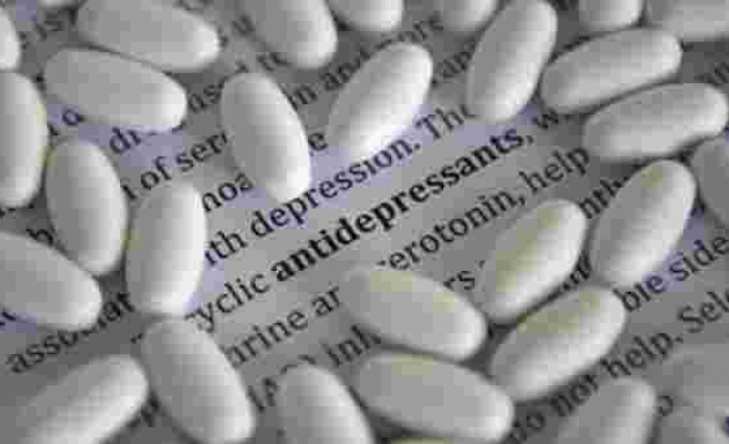 'Türkiye Mutsuz İnsanlar Ülkesi': Antidepresan Kullanımı Son 10 Yılda Yüzde 45 Arttı