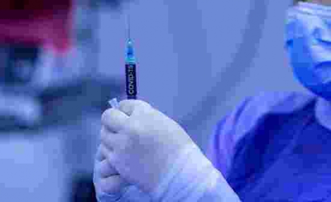 Türkiye'ye 11 Aralık'ta gelmesi planlanan koronavirüs aşıları Çin'deki prosedüre takıldı