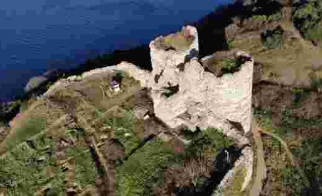 UNESCO listesindeki tarihi kale harabeye döndü