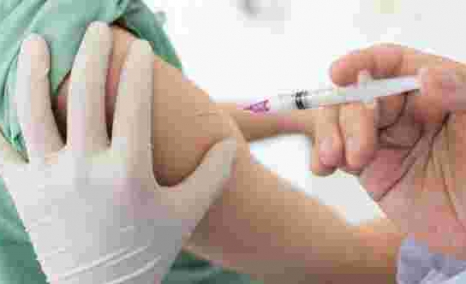 Uzmanlardan 12-15 yaş aralığı için corona aşısı uyarısı