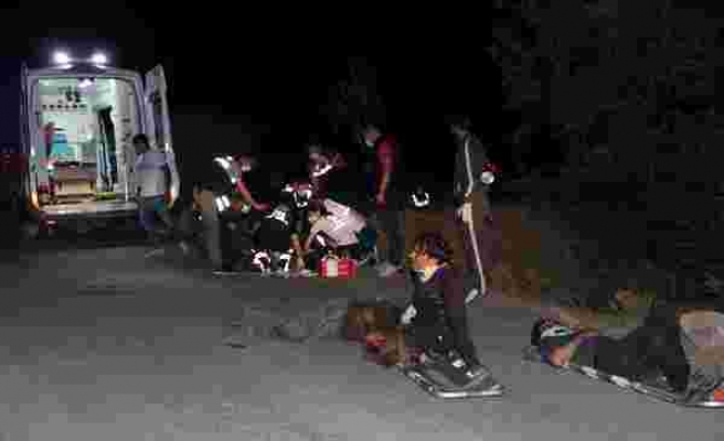 Van'da Göçmenleri Taşıyan Minibüs Devrildi: 12 Ölü, 20 Yaralı