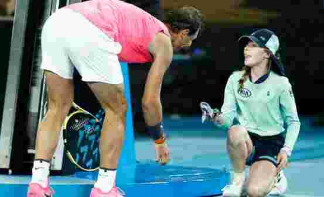 Vurduğu Top, Top Toplayıcı Çocuğun Yüzüne Gelince Anında Yanına Koşan Rafael Nadal!