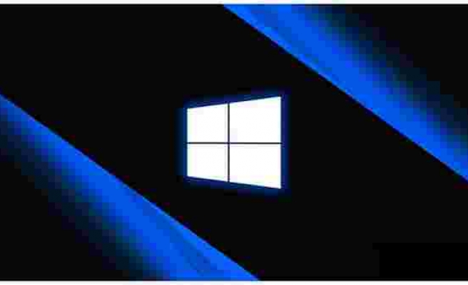 Windows 11 sahneye çıkmaya başladı