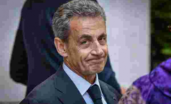 Yolsuzlukla Suçlanıyordu: Eski Fransa Cumhurbaşkanı Sarkozy'e 3 Yıl Hapis Cezası