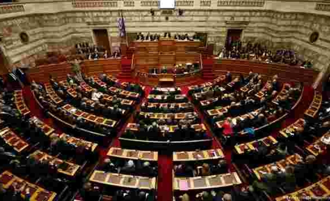 Yunanistan'daki dinleme skandalı parlamentoda görüşülecek