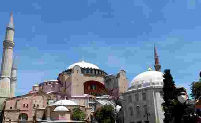 Yunanistan'dan bir onur kırıcı saldırı daha! Türkiye'yi Ayasofya konusunda UNESCO'ya şikayet etti
