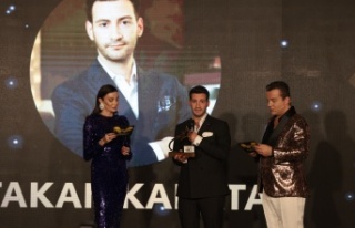 Avukat Atakan Karataş'a Ödül!