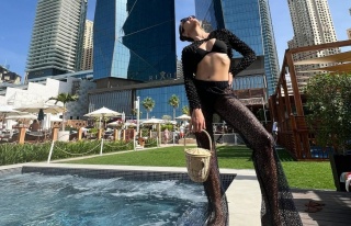 Oyuncu Aybüke Pusat Dubai'de! Tatil karelerini paylaştı