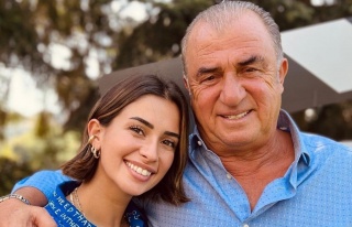 Yunanistan'a giden Fatih Terim'e ailesinden sürpriz:...