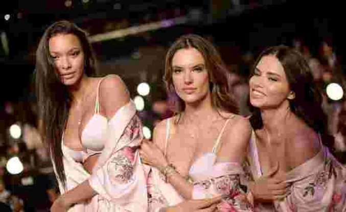 Victoria's Secret Fashion Show için Shanghai'da son hazırlıklar